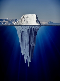 ijsberg grootste gedeelte onder water